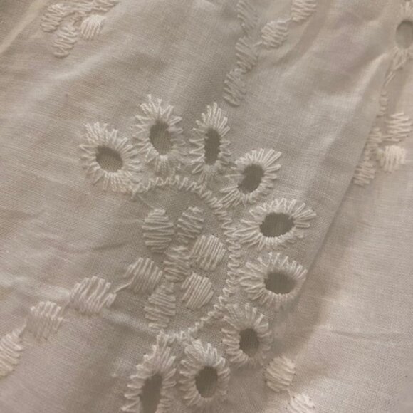 White Dress New Look (UK size 6) Canada Size 2 Embroidery Anglaise Lined NWT - Picture 3 of 7